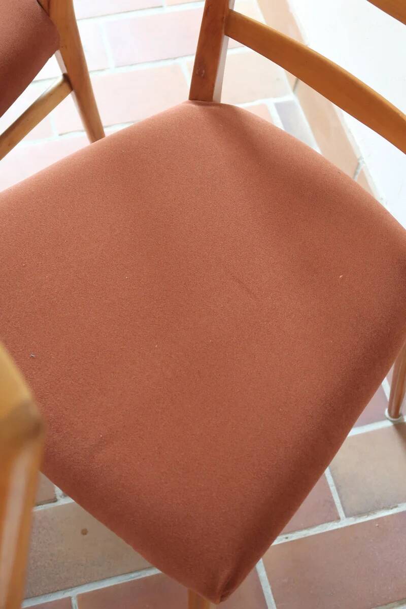 4 vintage Scandinavian chairs in light wood, 1960s.