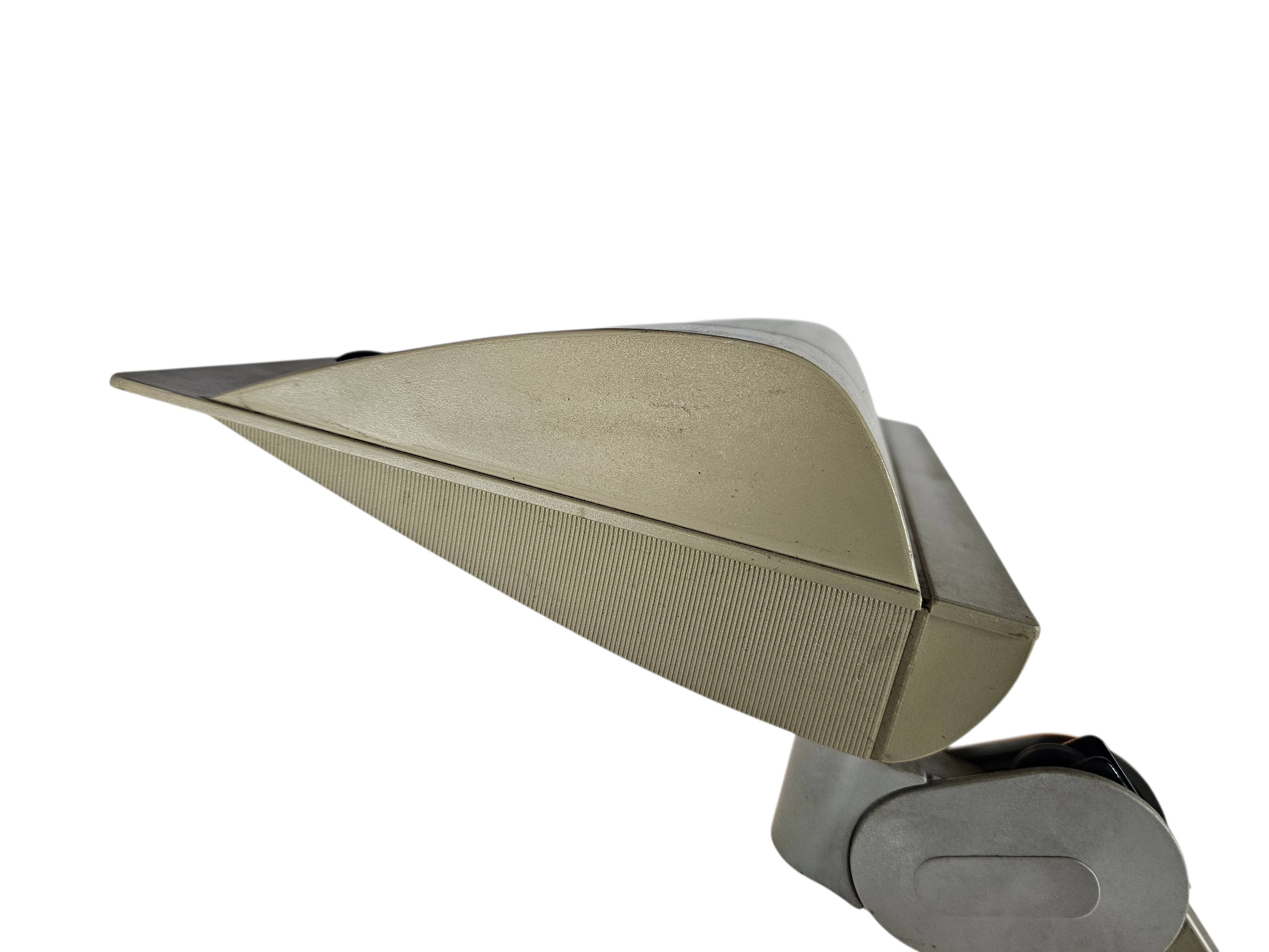 Luxo - Pl - 410 - designer J. Houghton - table lamp - desk lamp - 80's