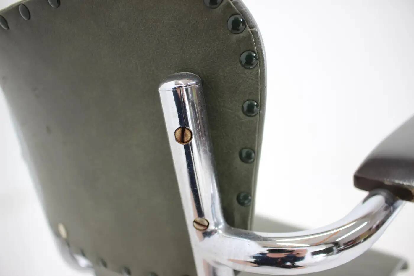 Set of three Bauhaus chrome dining chairs by Mauser, 1940s