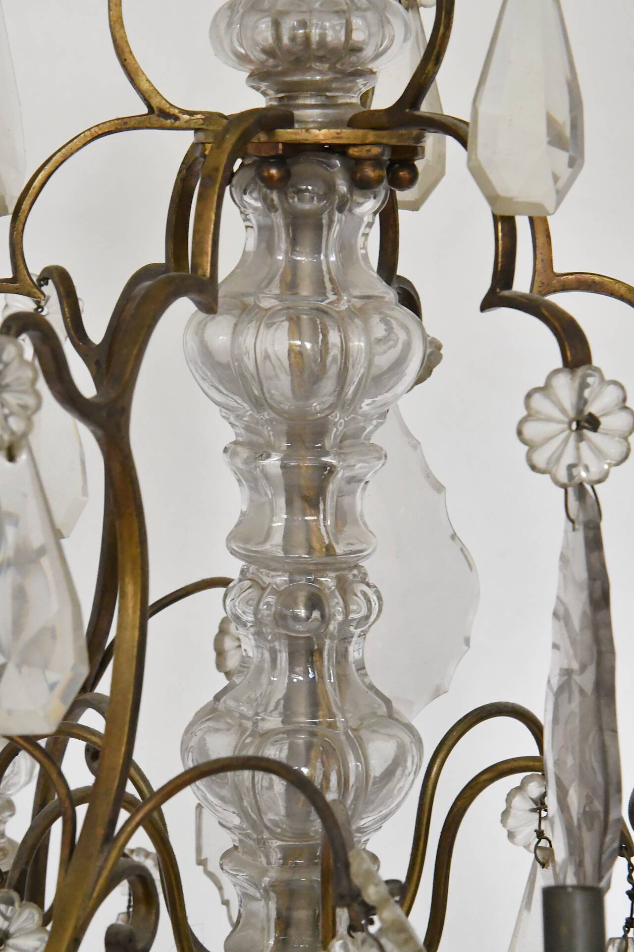 Lustre cage à six lumières