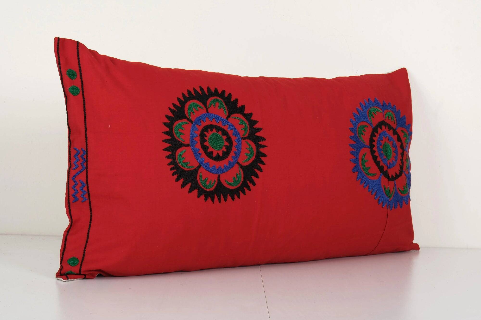 Vintage embroidered cushion cover 41x76 cm