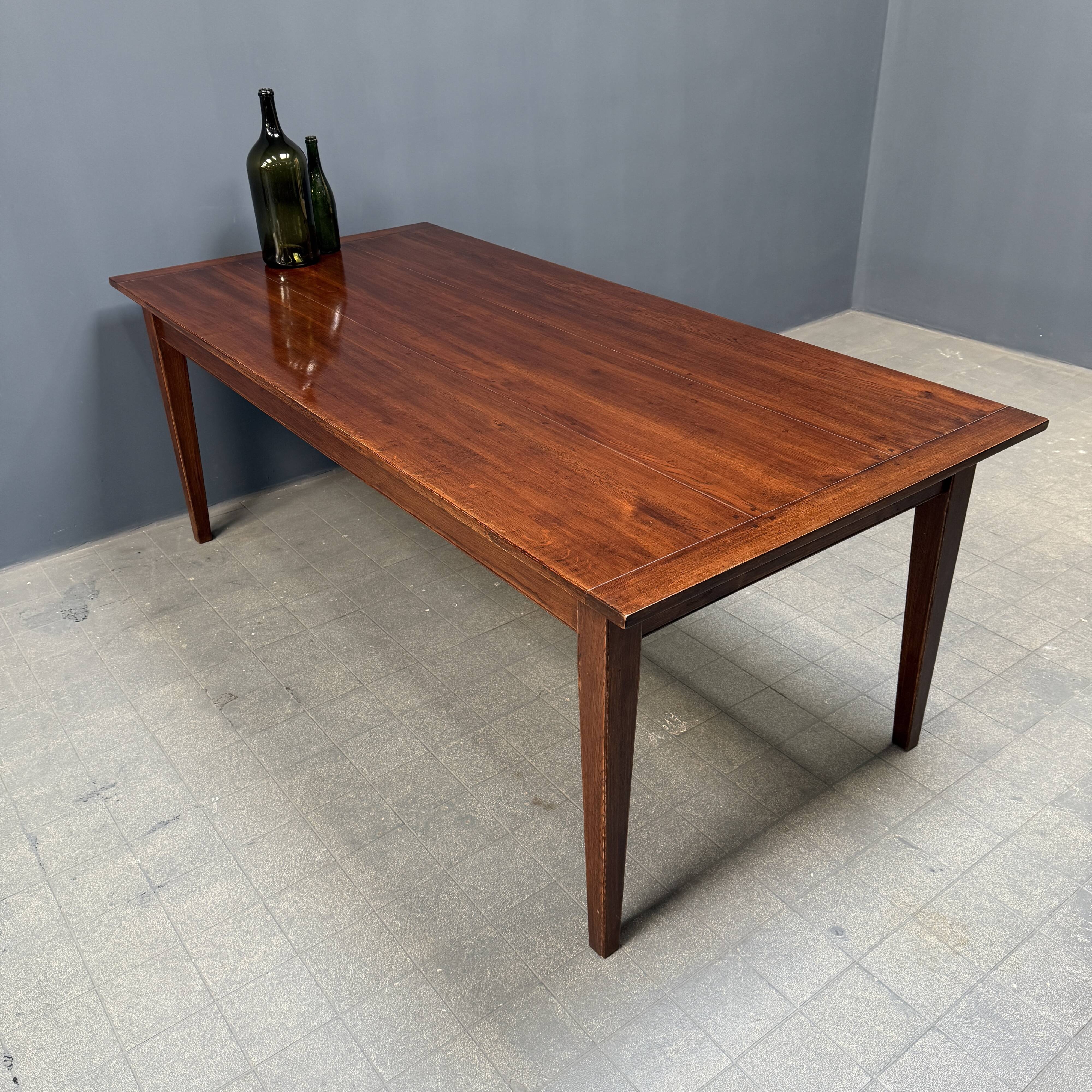 Large antique style oak extendable dining table