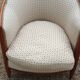 Paire de fauteuils et pouf Louis XVI