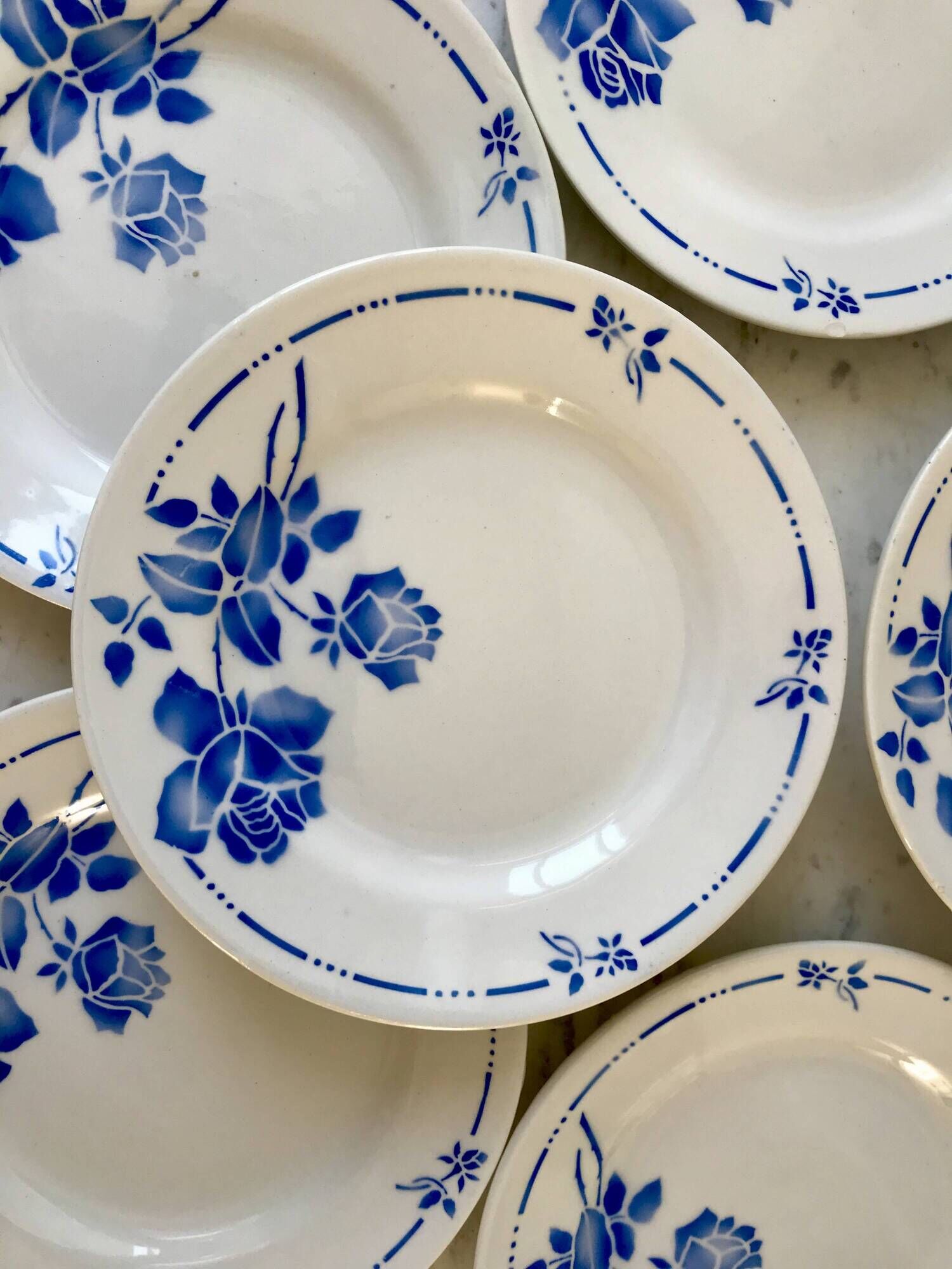 set of 8 St Amand dessert plates Gilbert model 50s