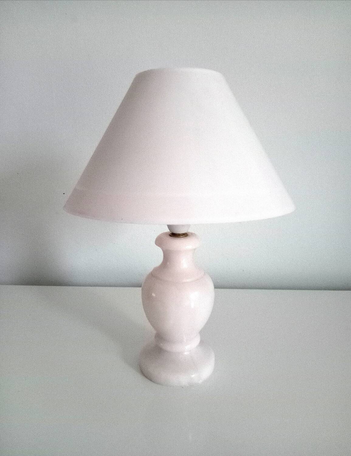 Bedside lamp