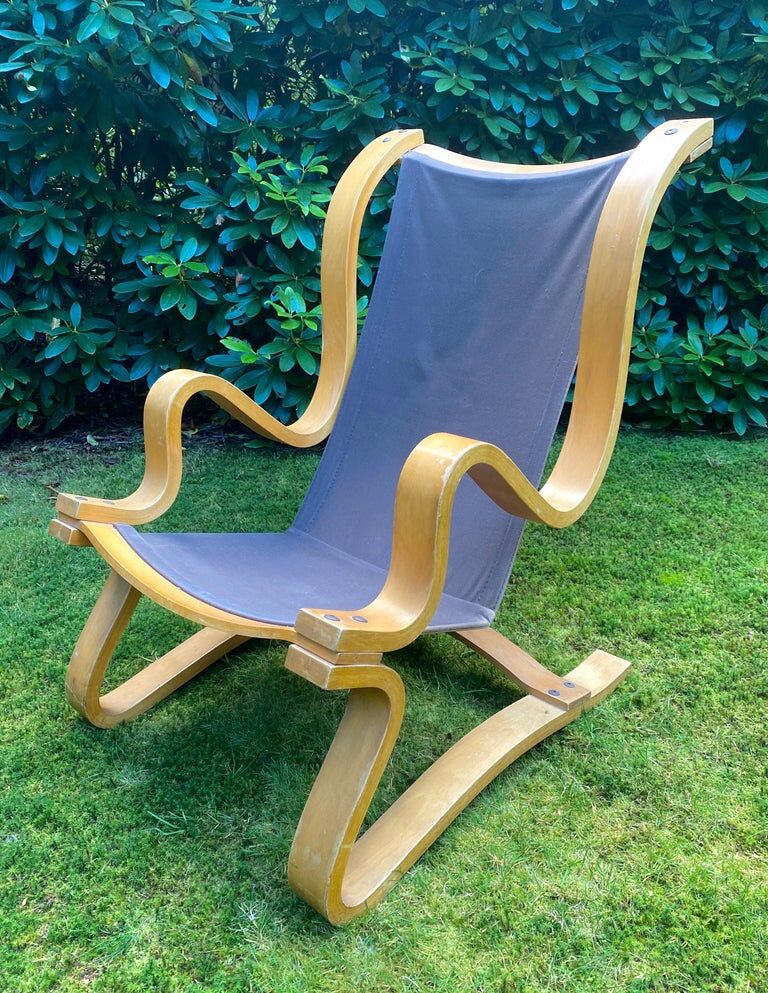 fauteuil en hêtre stratifié scandinave vers les années 1960