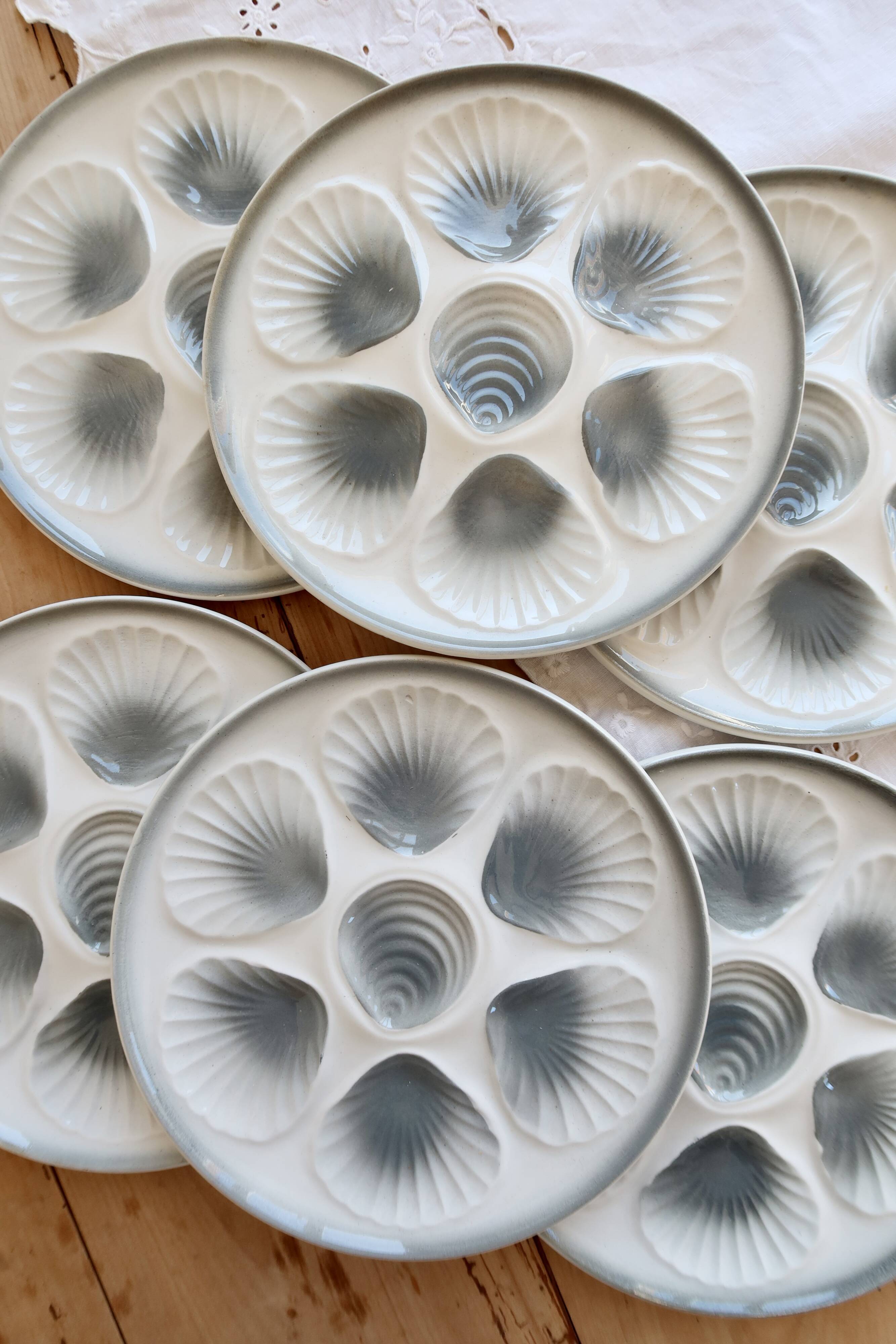 6 assiettes à huîtres vintage Moulin des Loups faïence dégradé bleu gris