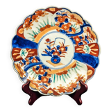 Imari porcelain plate with Japanese-style floral decoration, late 19th century