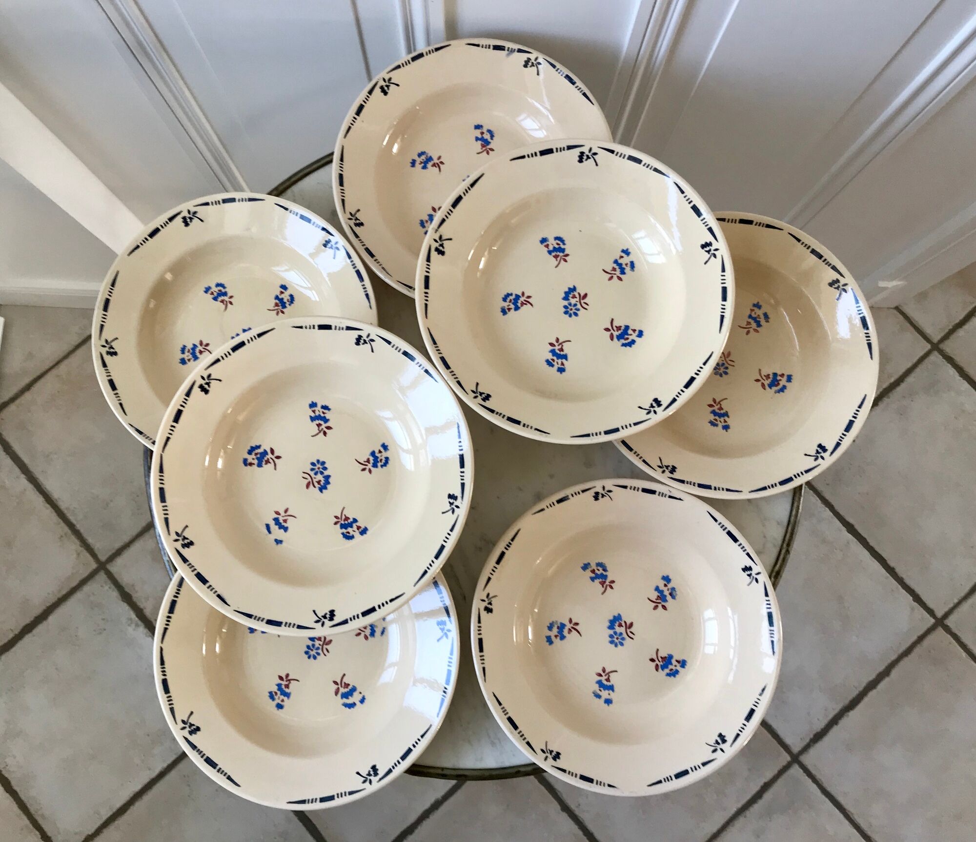 Set of 7 hollow plates k&g lunéville model "flore" 30s