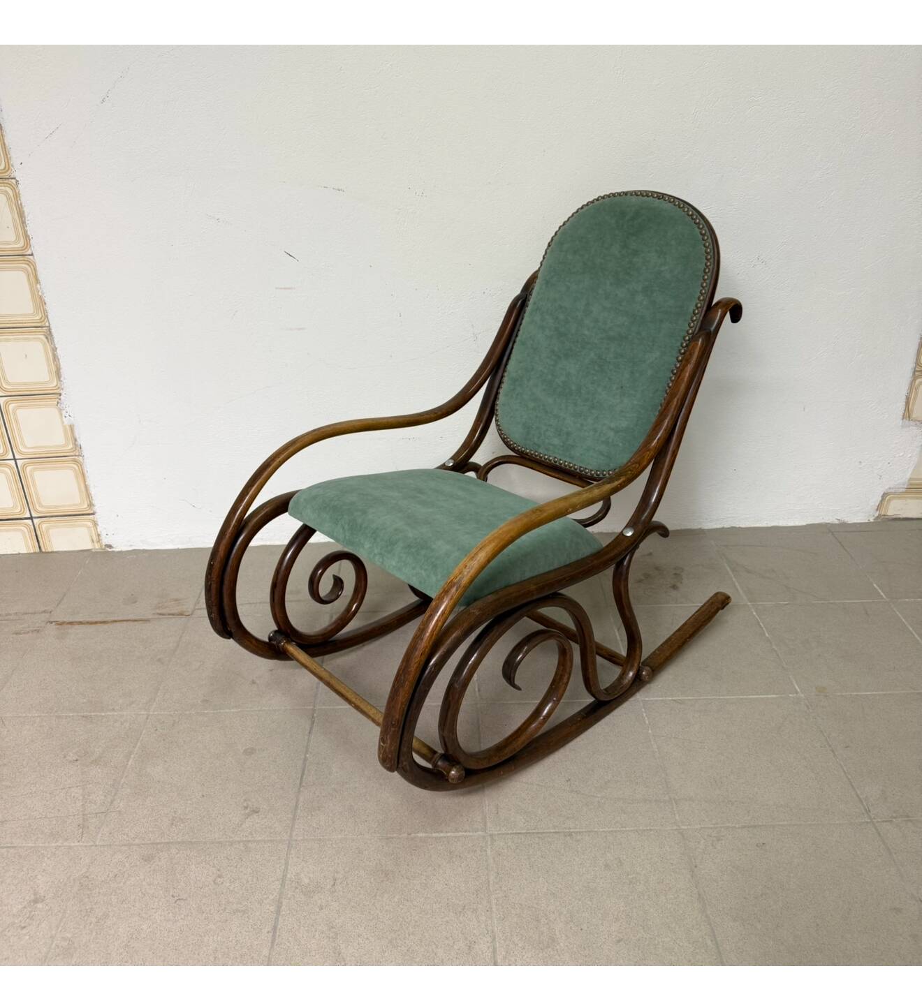 Rocking chair, rocking armchair