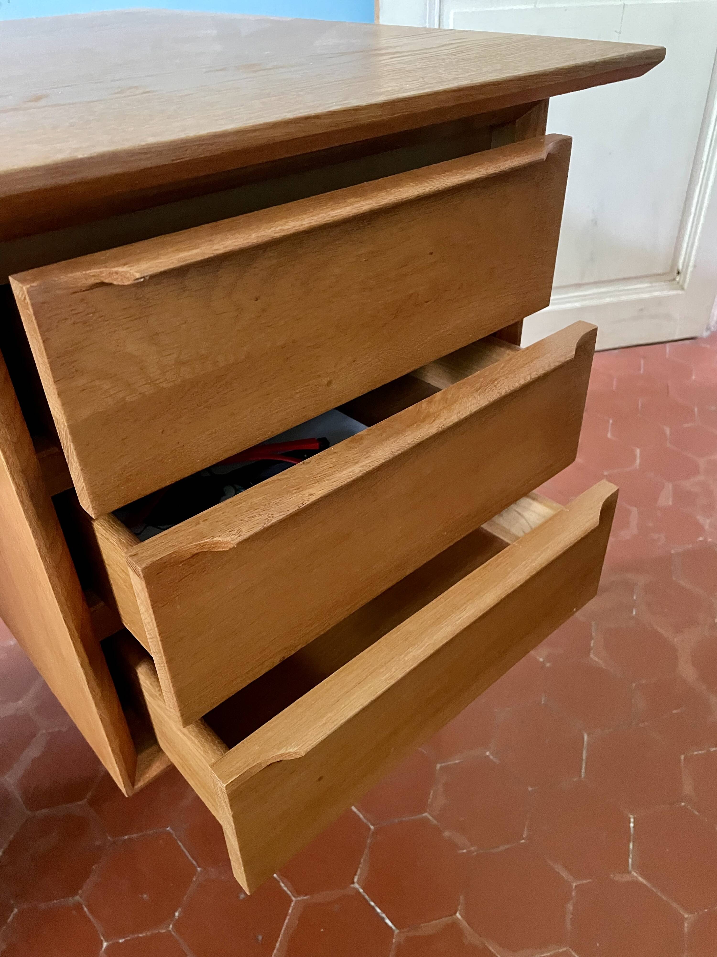 Grand bureau scandinave en bois milieu de siècle