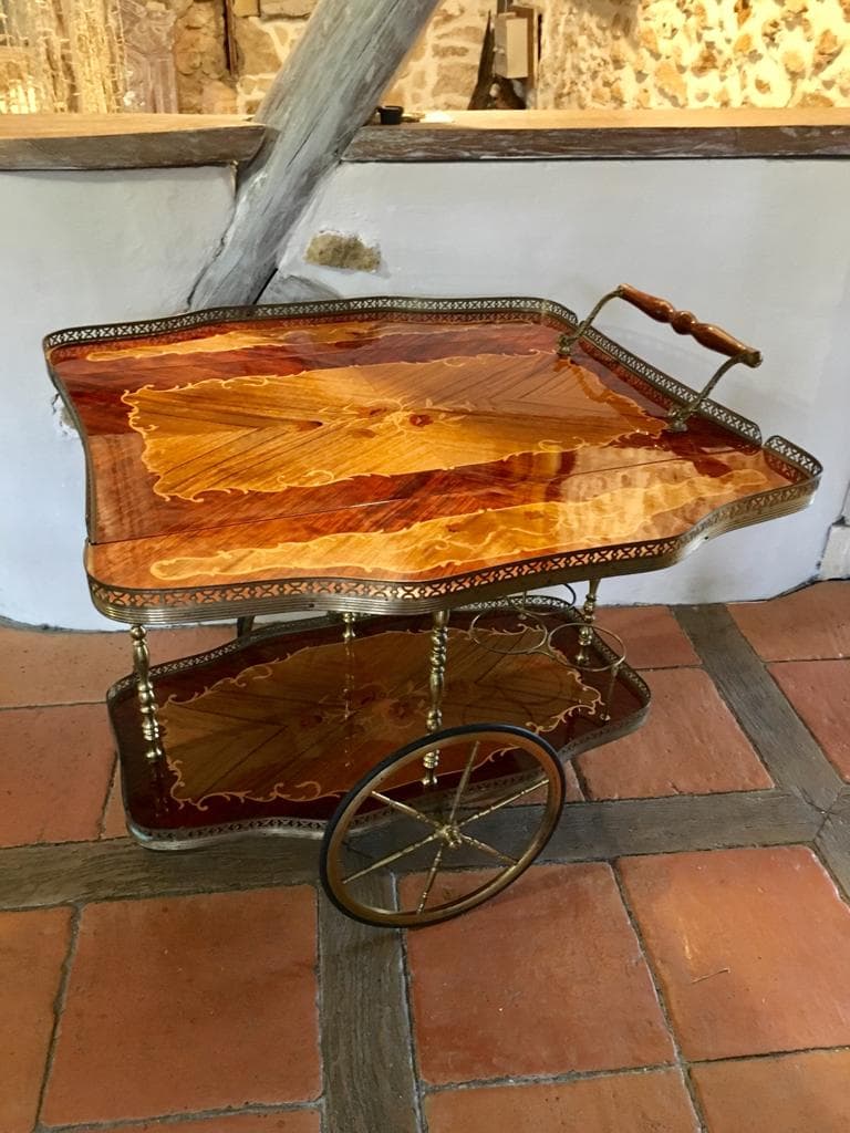 Dessert bar in marquetry