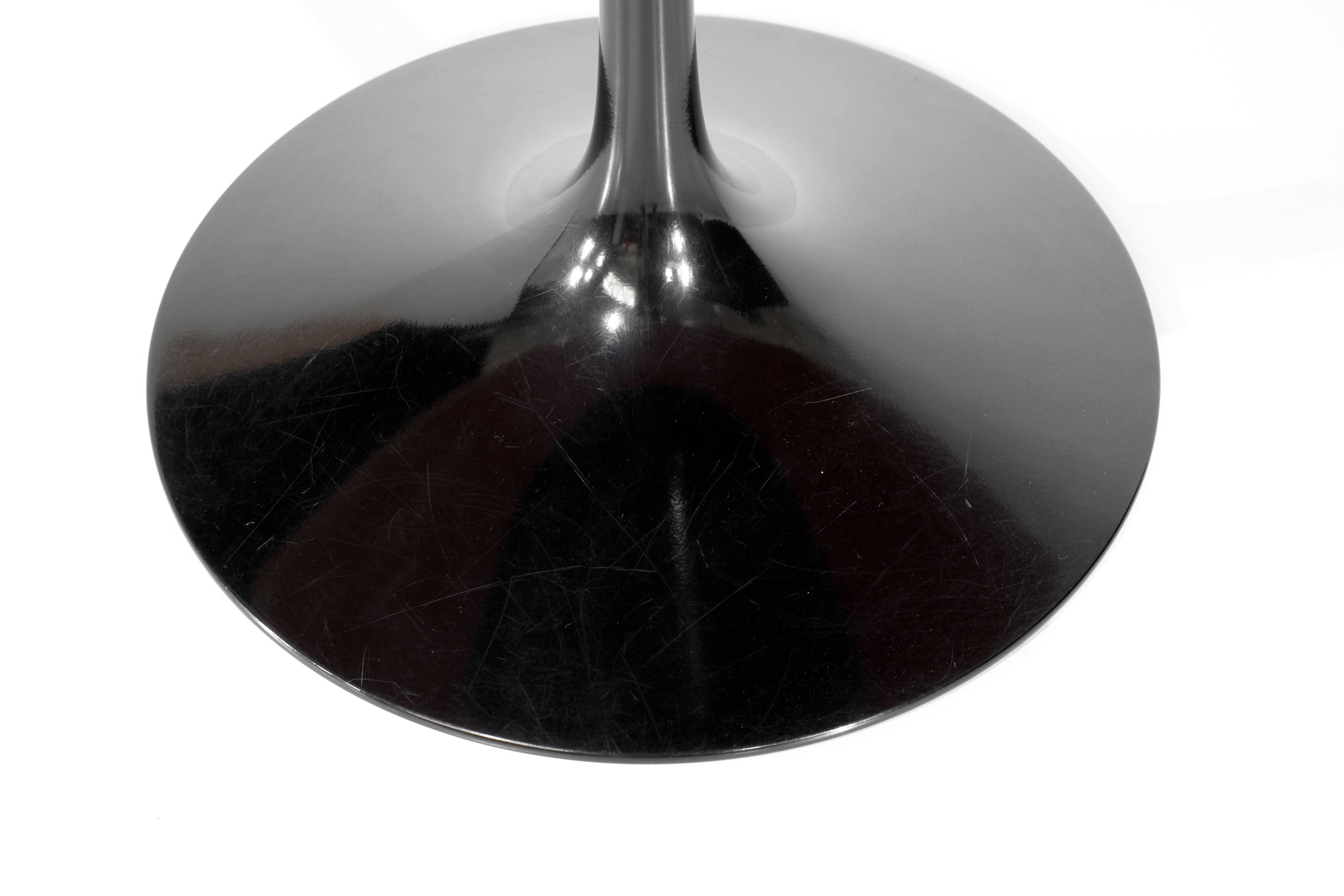 Wooden "Tulip" table by Eero Saarinen for Knoll Studio, USA 1958.