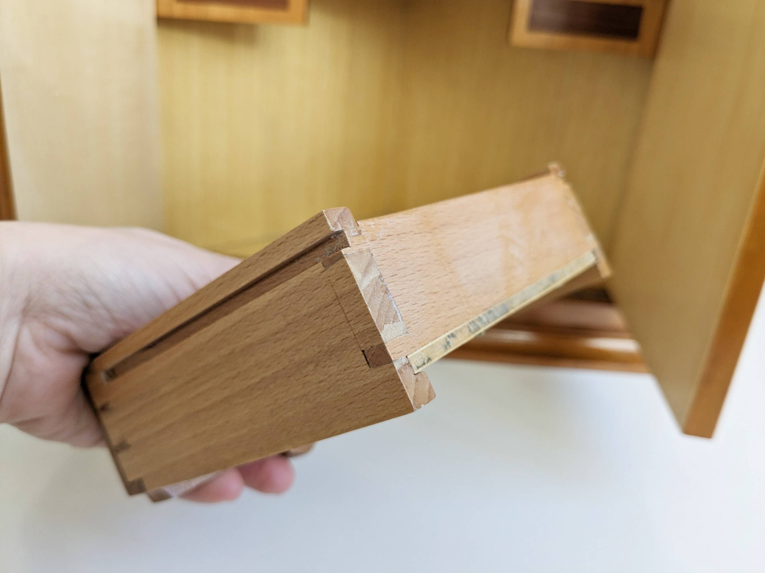 Wall cabinet with inlays, corner cabinet