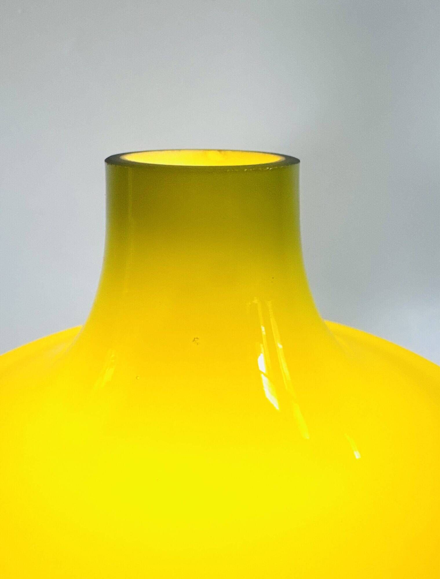Sculptural Table Lamp In Green And Opal Glass By Dijkstra Lampen, The Netherlands 1960S