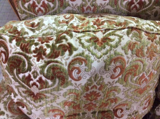 Old sofa bed 3 places