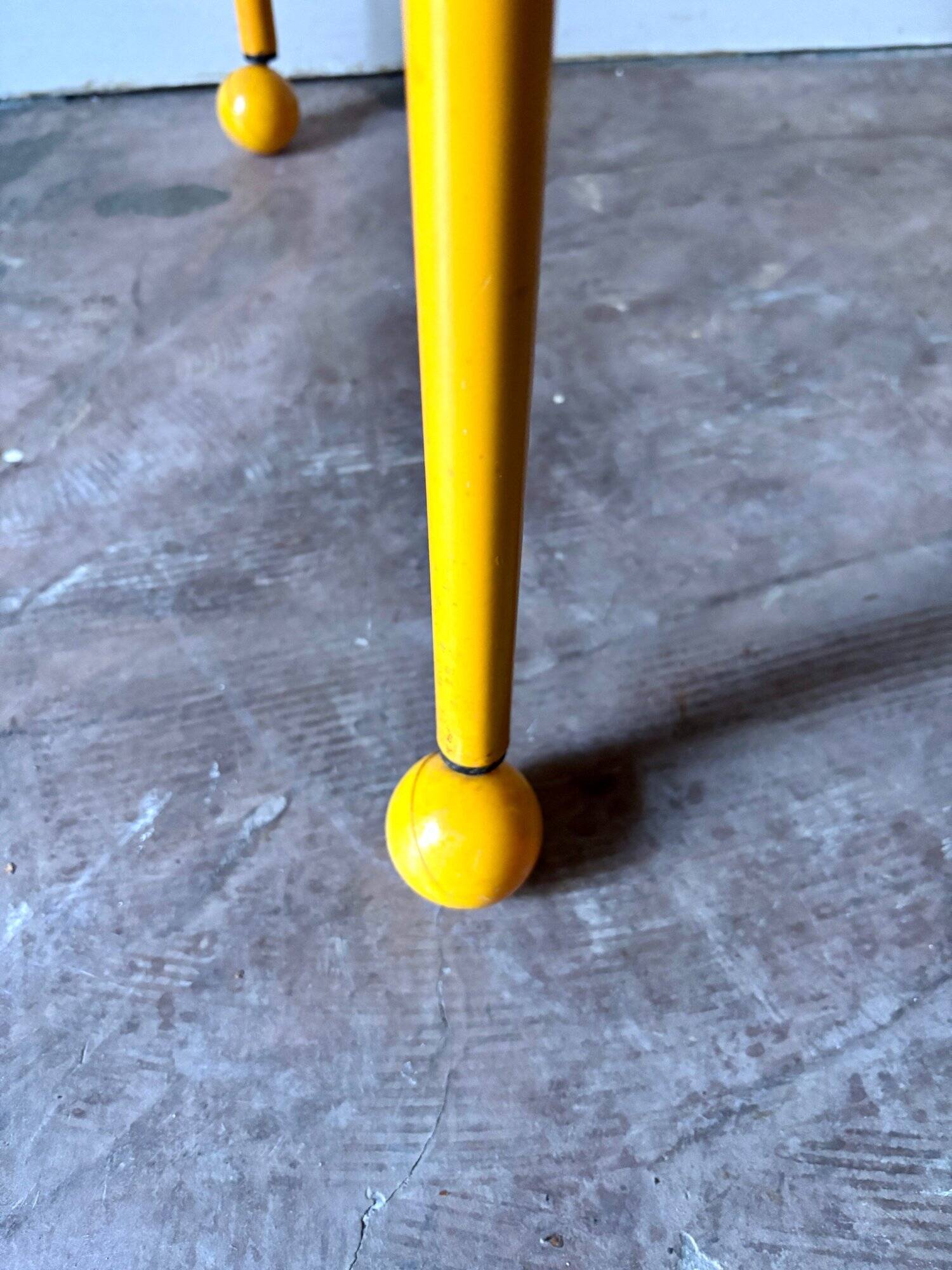 Yellow metal tripod coffee table by Tord Bjorklund for Ikea, circa 1980