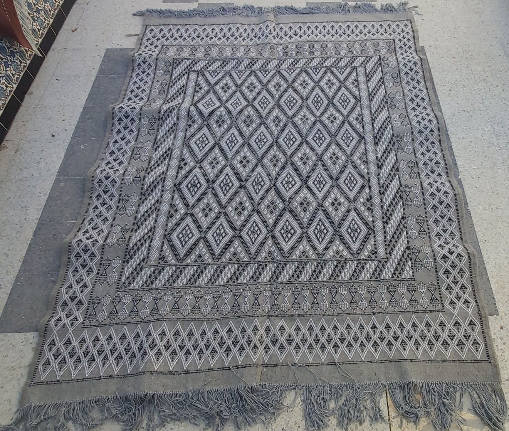 Traditional handmade grey carpet 235x180cm