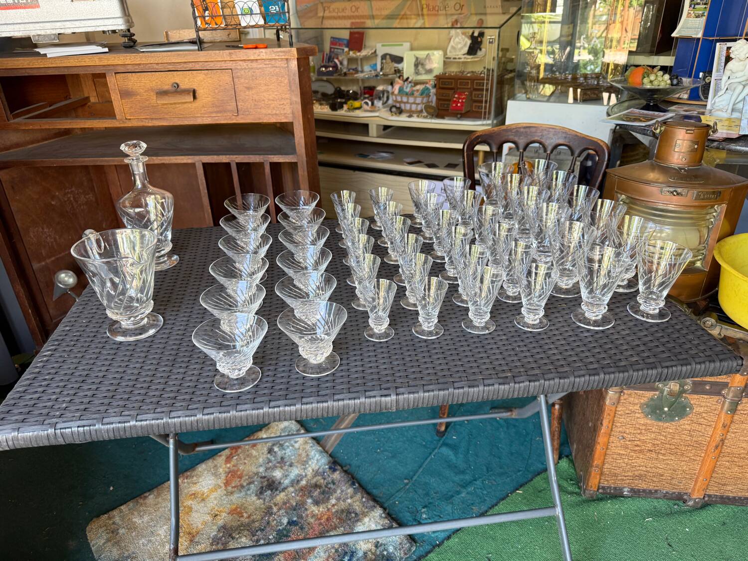 Service en cristal de saint Louis 50 pièces
