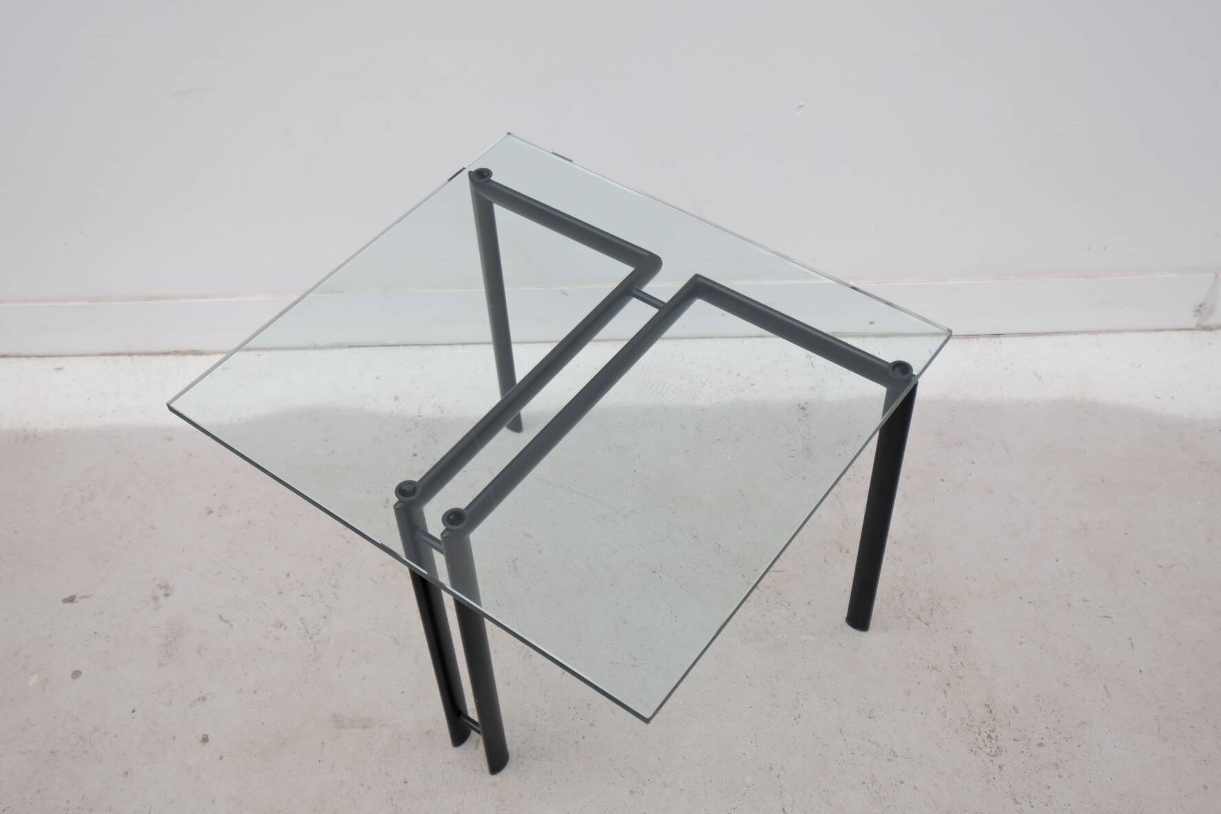 Catellan italia side table in metal and glass, 1980