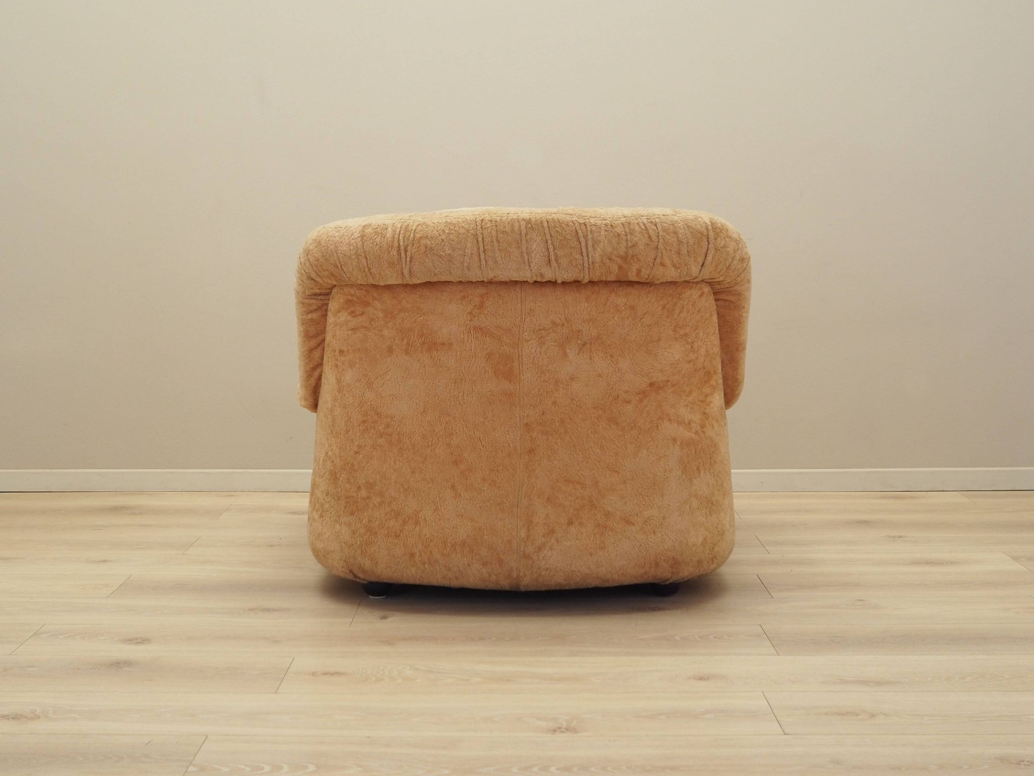 Beige armchair, Italian design, 1960s, production: Italy