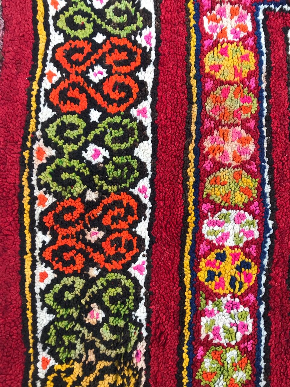 Moroccan Berber rug handmade 193x305cm