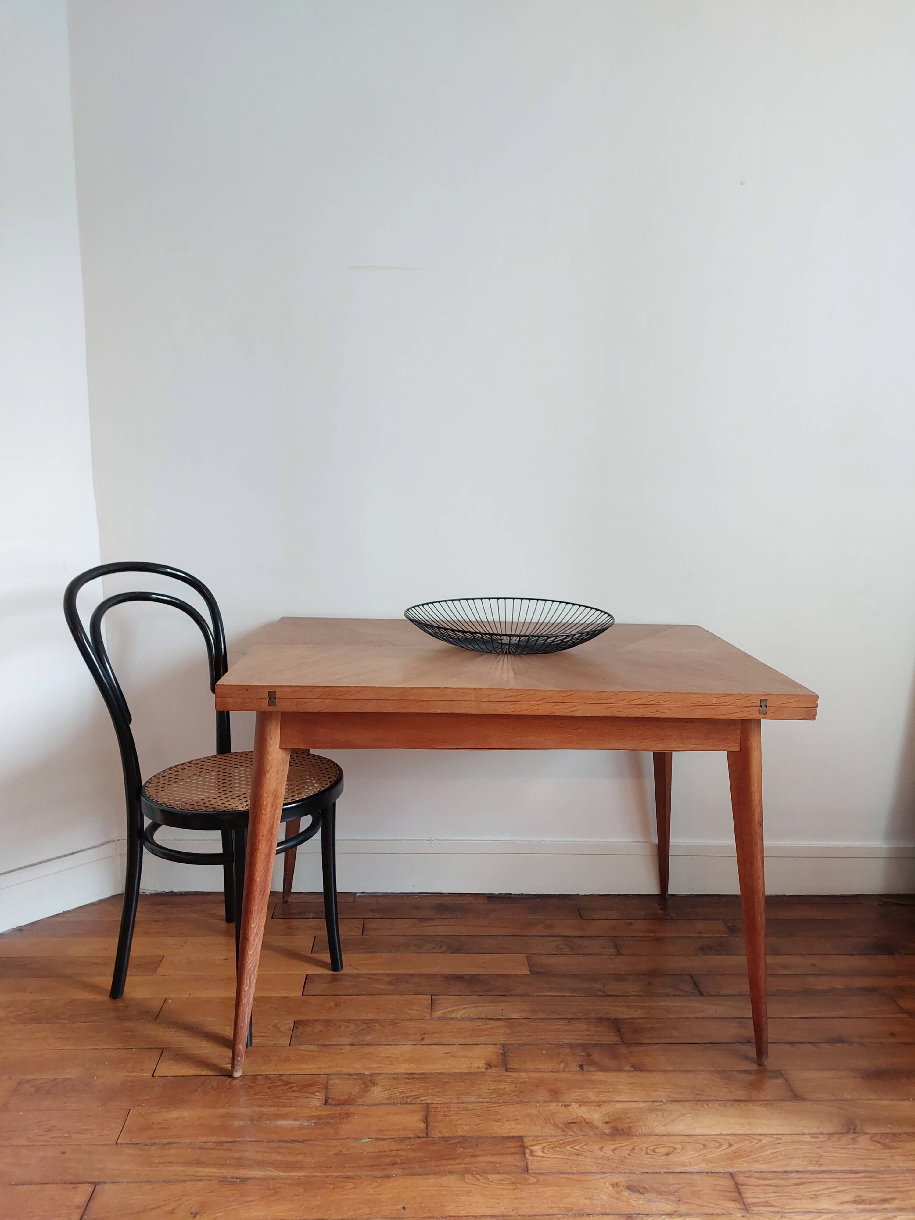 Coffee table feet compass