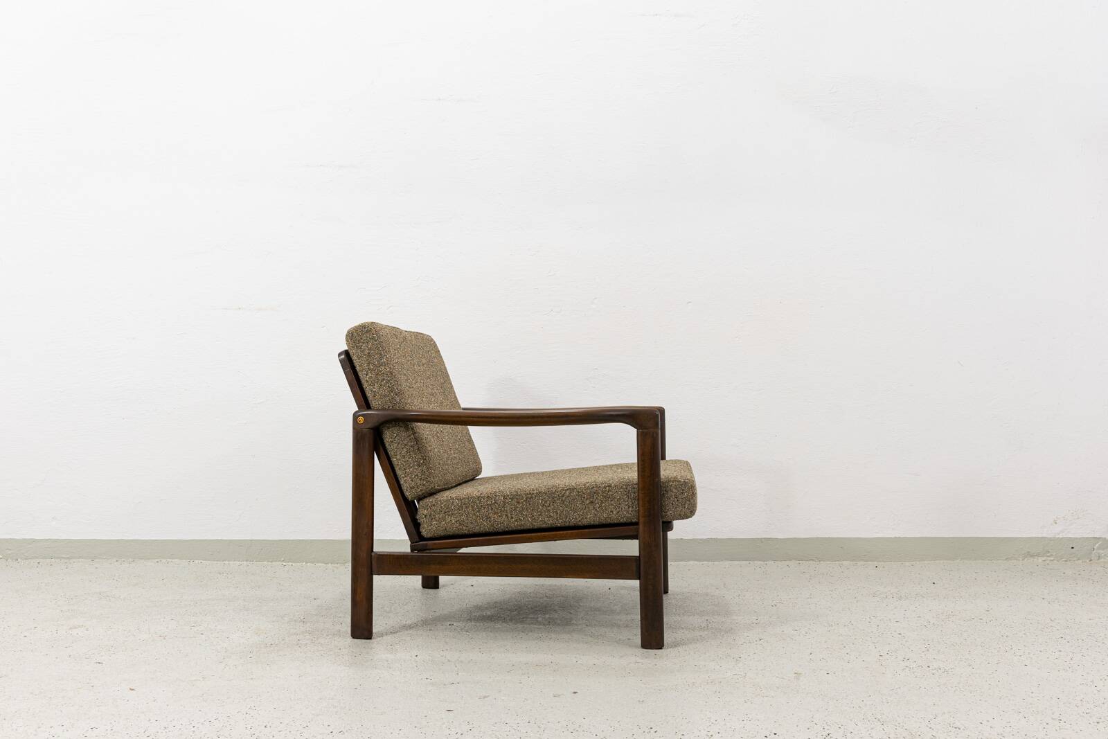 Fauteuil des années 60 par Zenon Bączyk, Pologne.