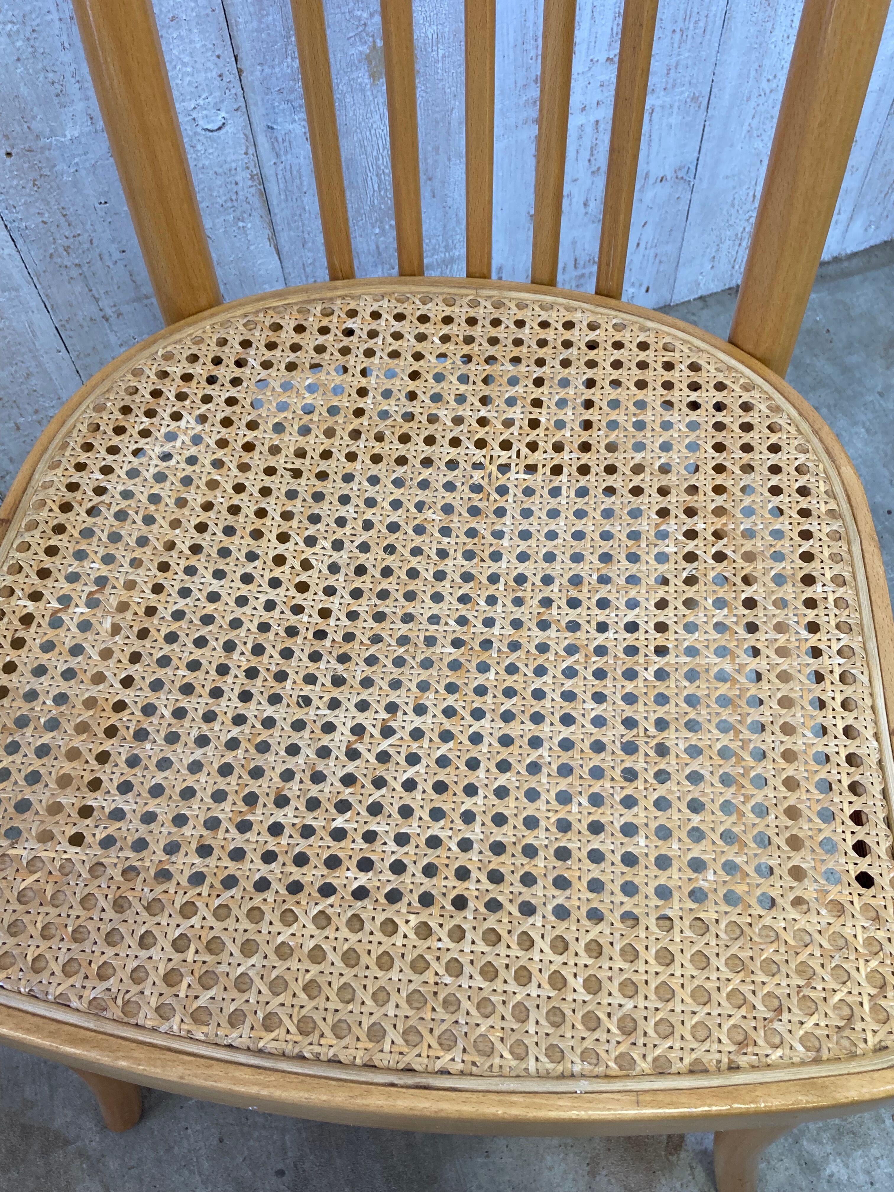 Baumann chair canned