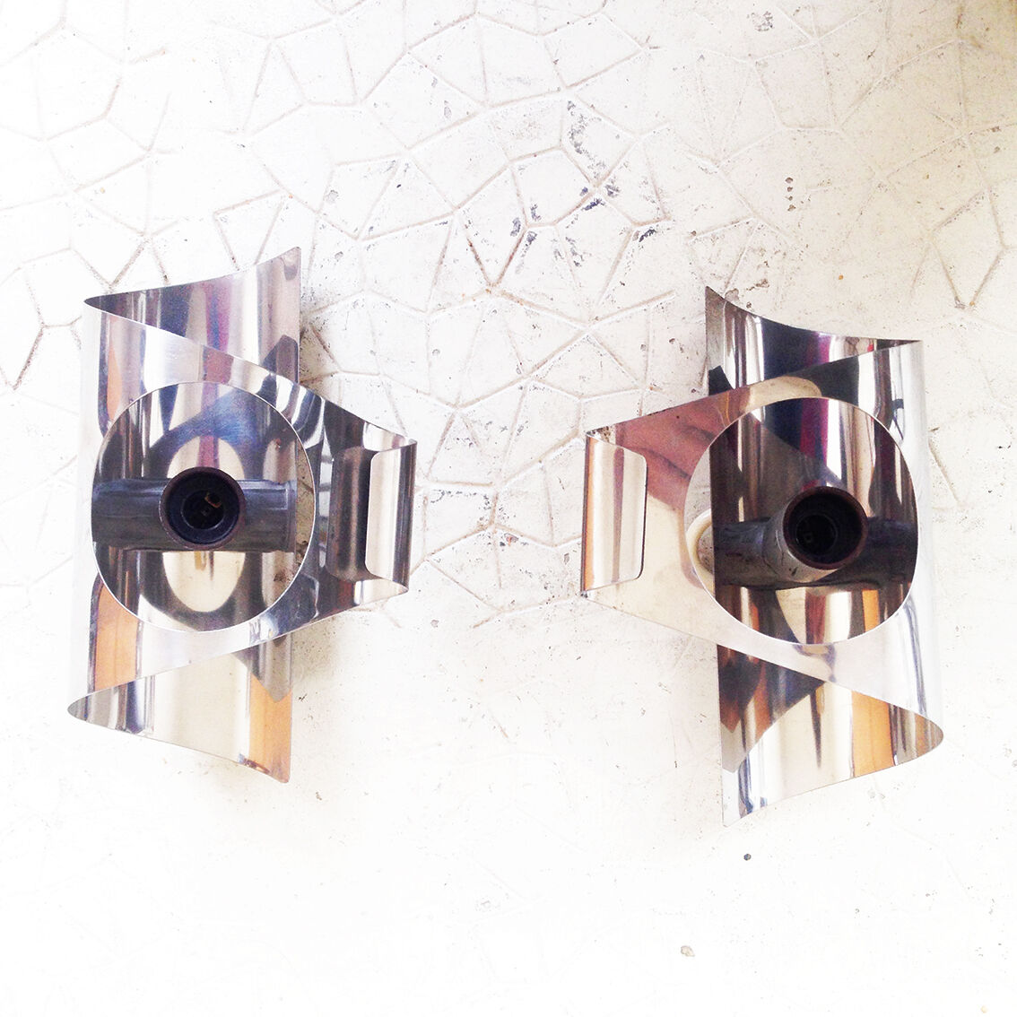 2 metal wall lights from the Maison Sciolari, Italy 1970