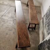 Paire de bancs anciens en chêne