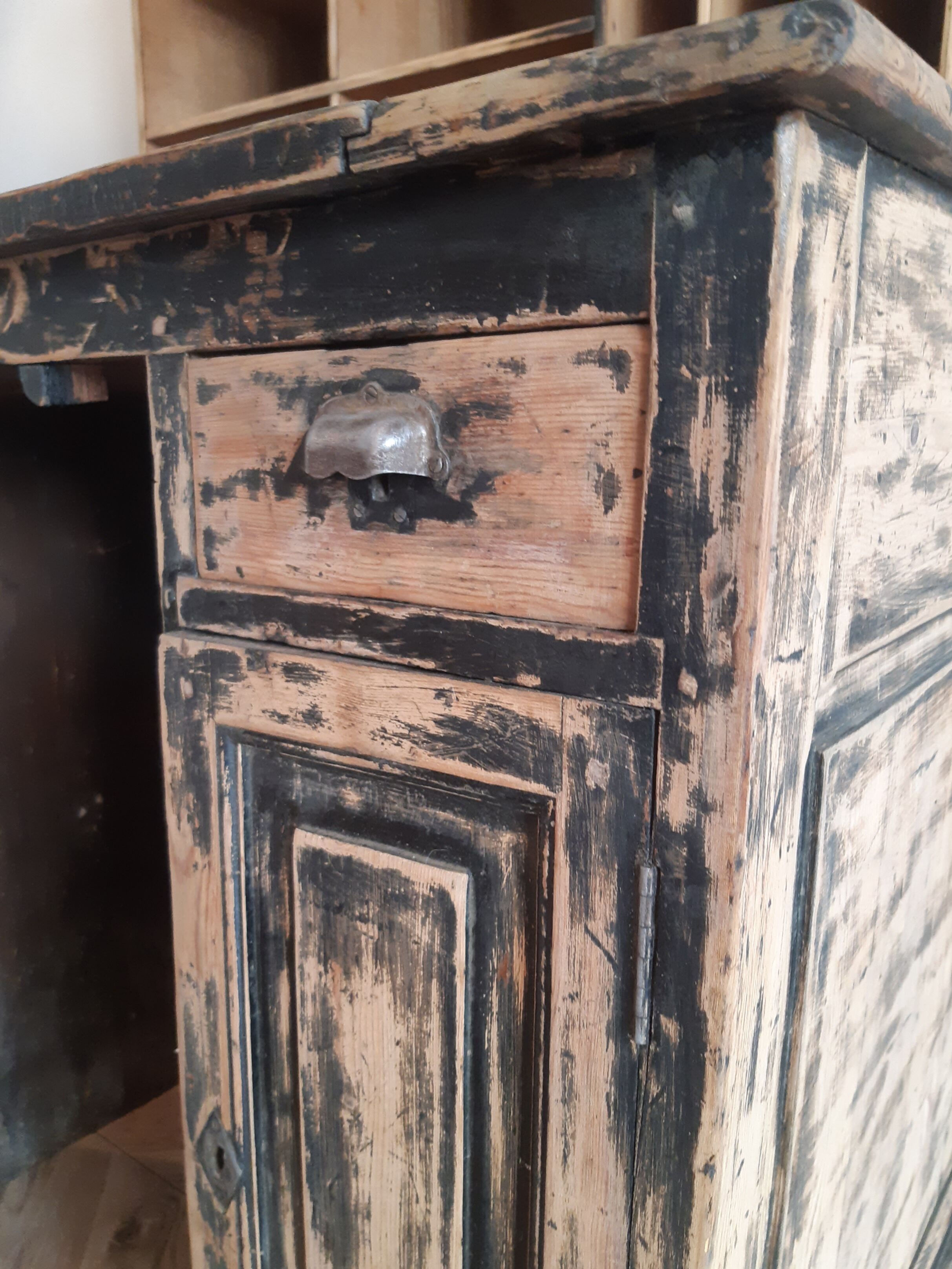 Bureau tri postal en bois
