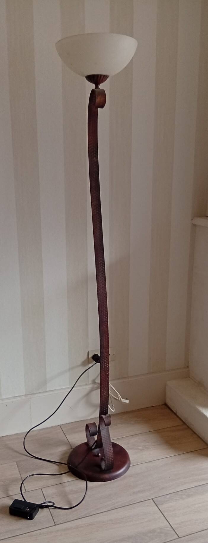 Indoor wrought iron floor lamp
