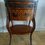 Side table Happiness of the day Louis XV
