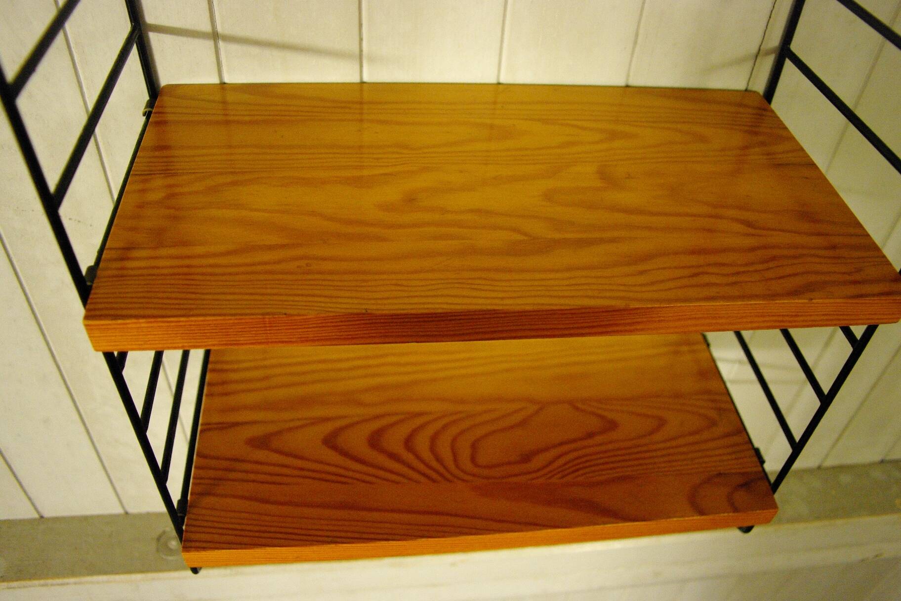 VINTAGE SHELF IN NISSE STRINNING PINE