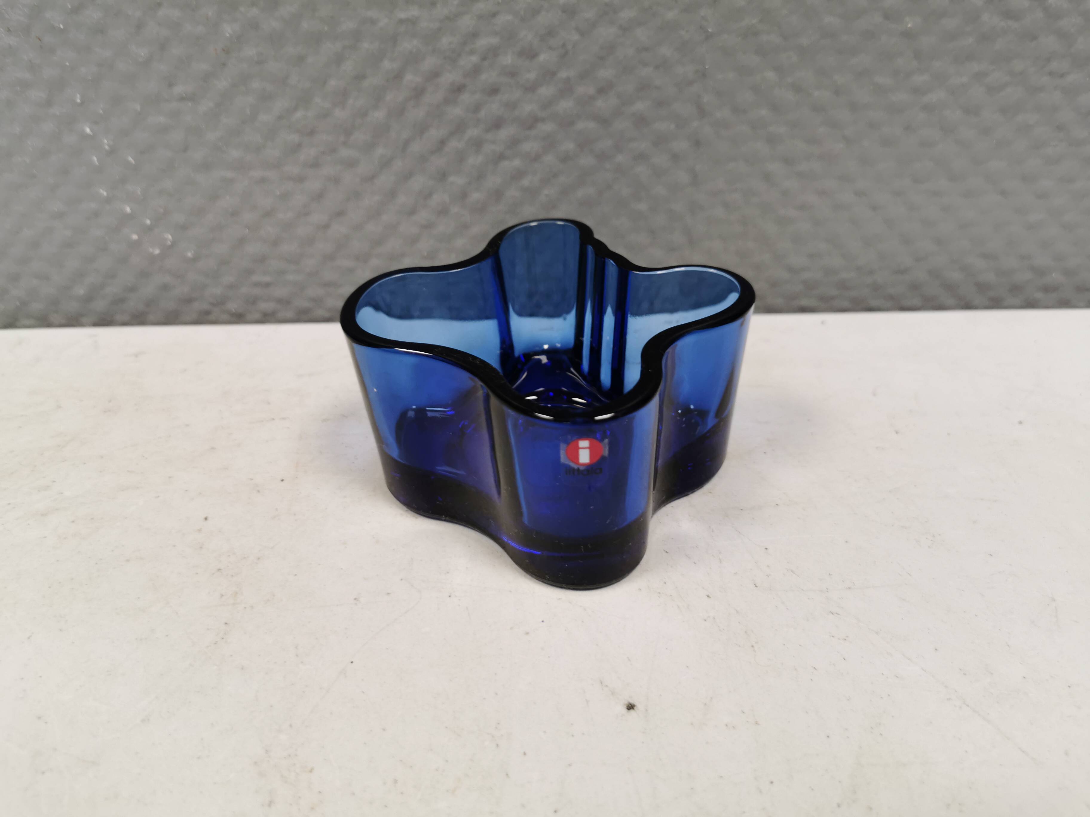 Small, stylish Alvar Aalto bowl, Finland, estimated 1980s-90s