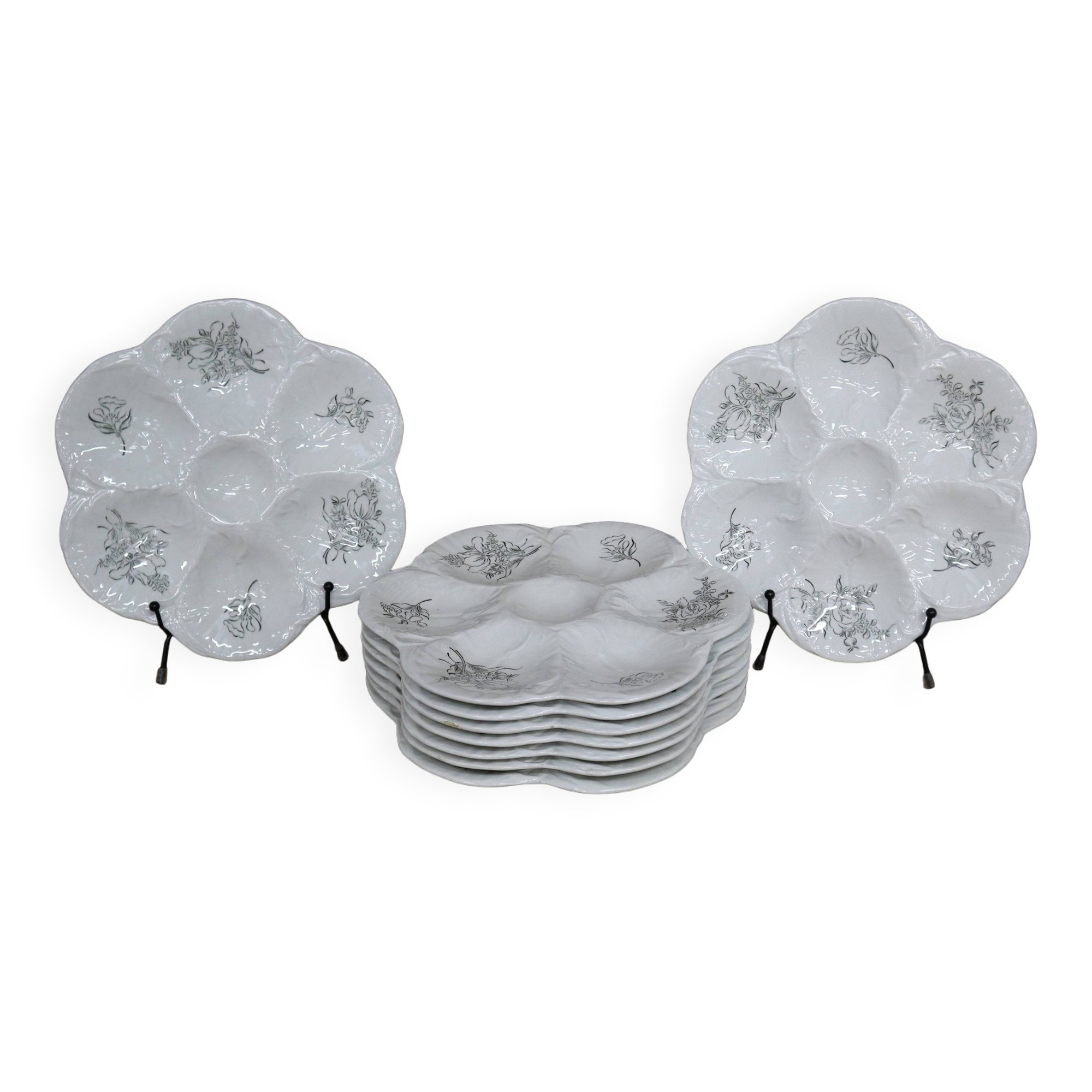 9 Oyster plates with black floral decoration KetG Luneville year 1940