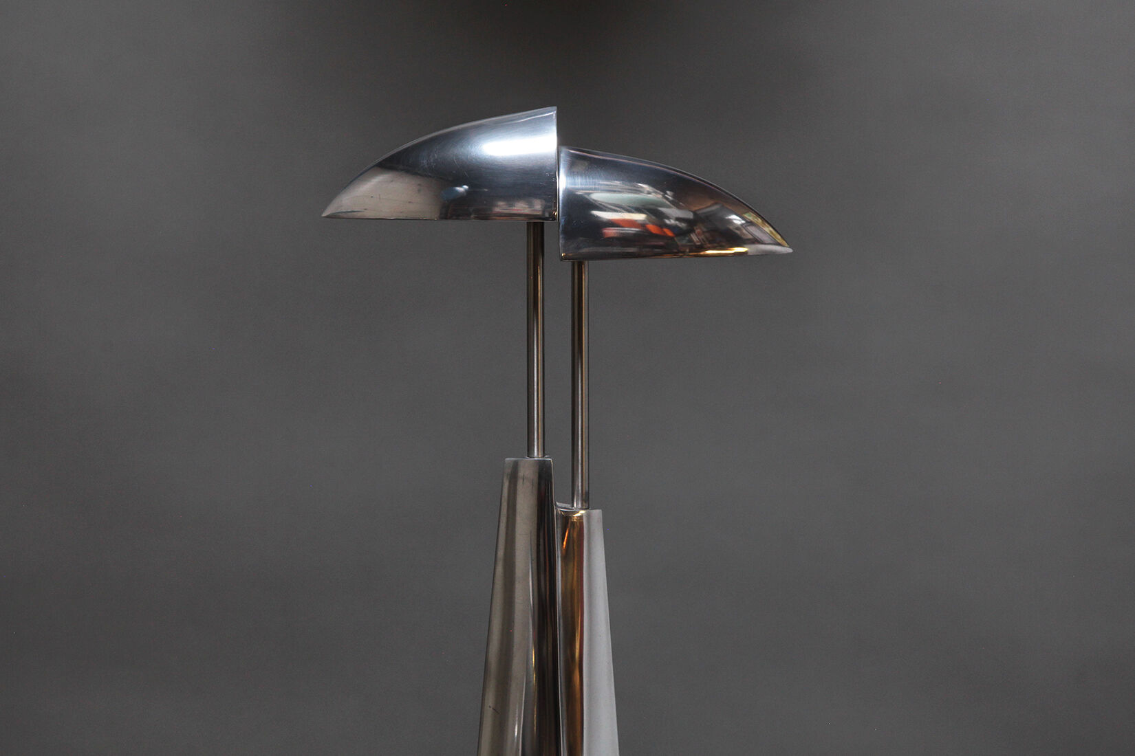 Ara Cast Aluminium Table Lamp Design By Mies & van Gessel For Quasar
