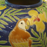 Parrot-inspired vase
