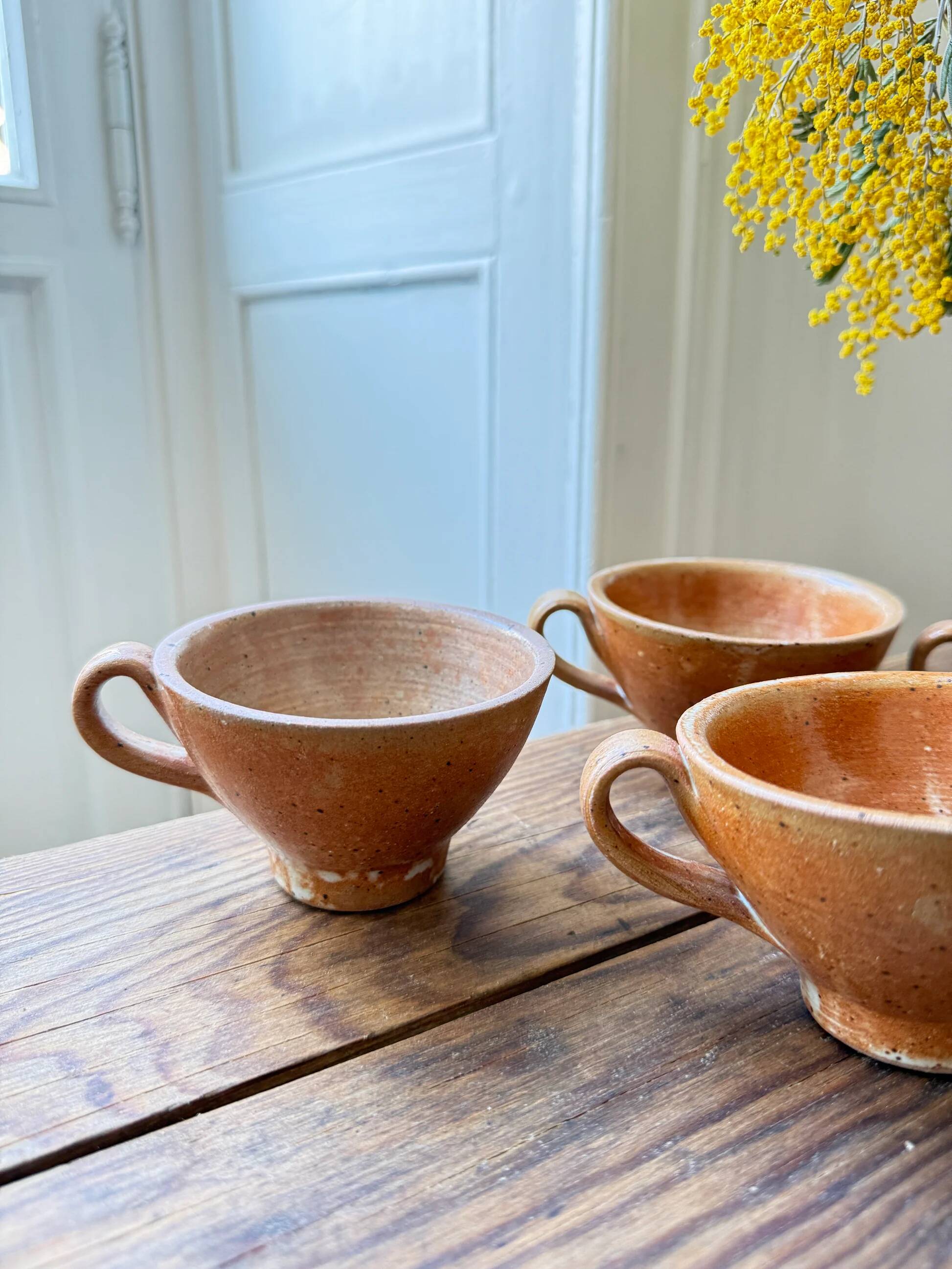 Lot de 4 tasses en grès – esprit artisanal