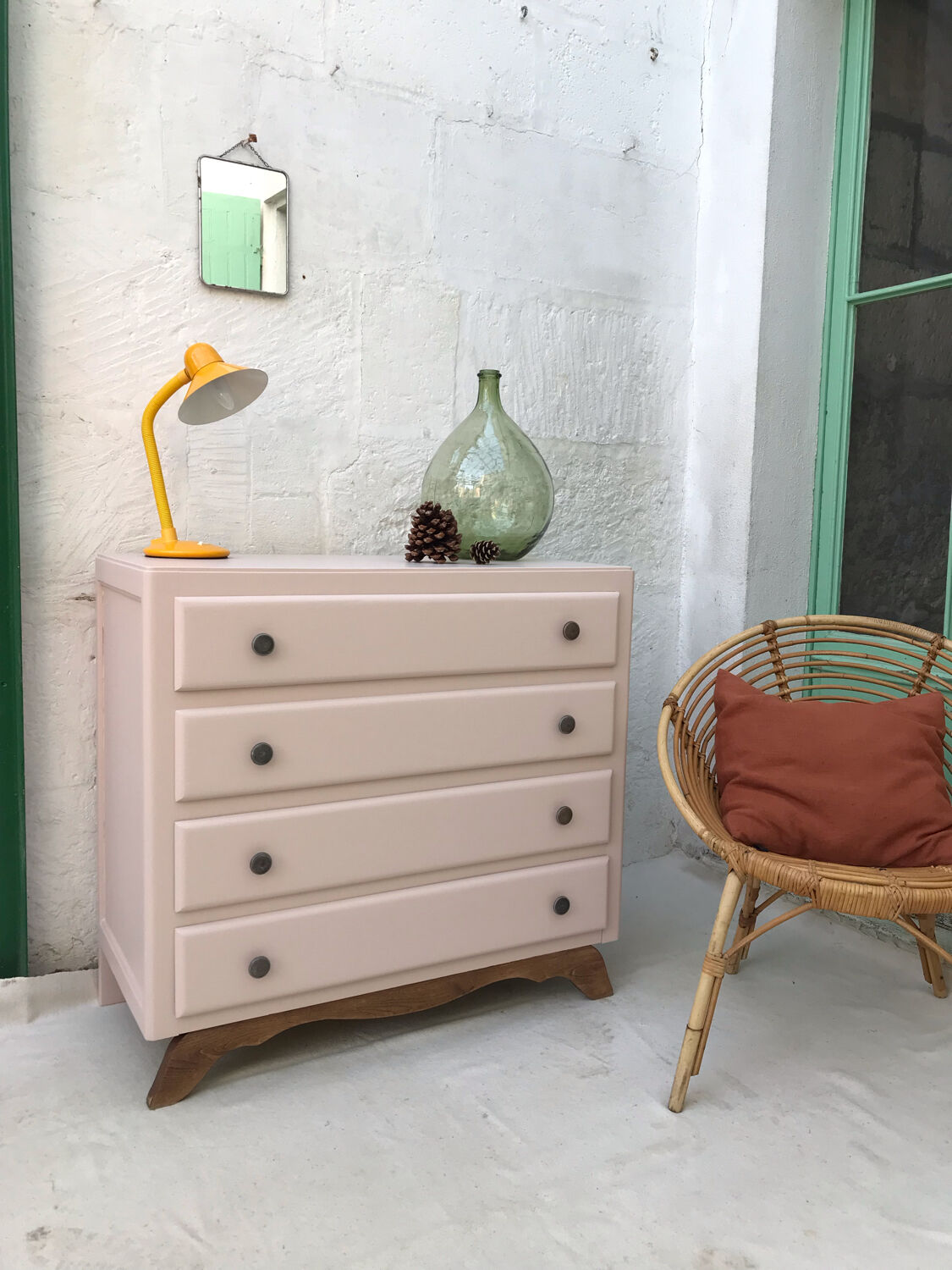 Art deco chest of drawers
