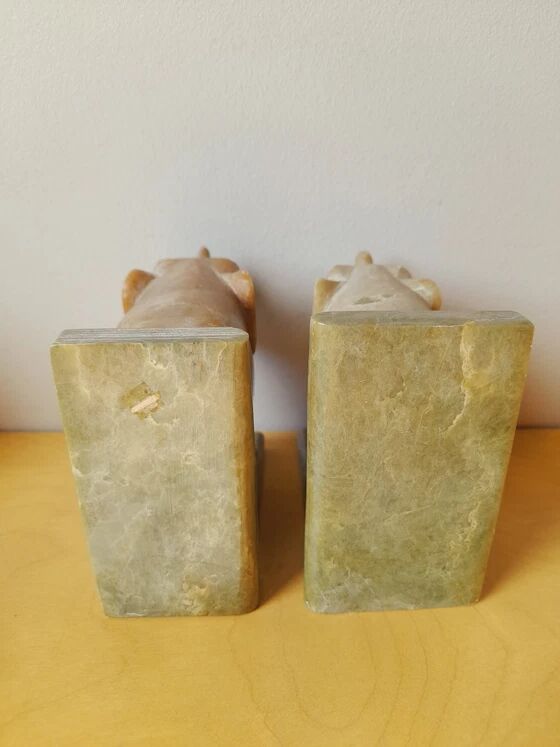 Elephant bookends in natural stone