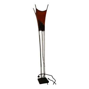 lampe sur pied en fer