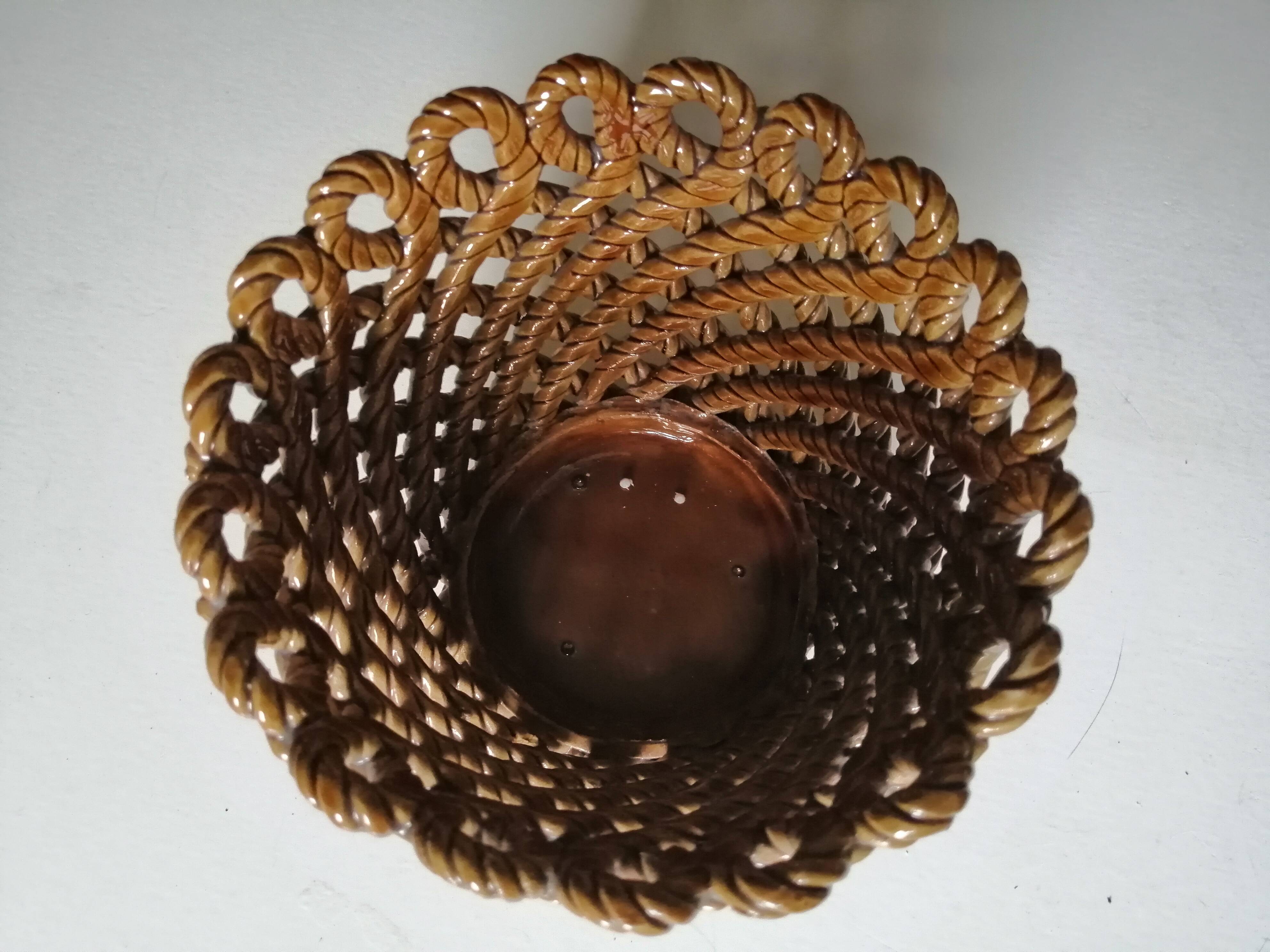 Flared braided ceramic pot cover