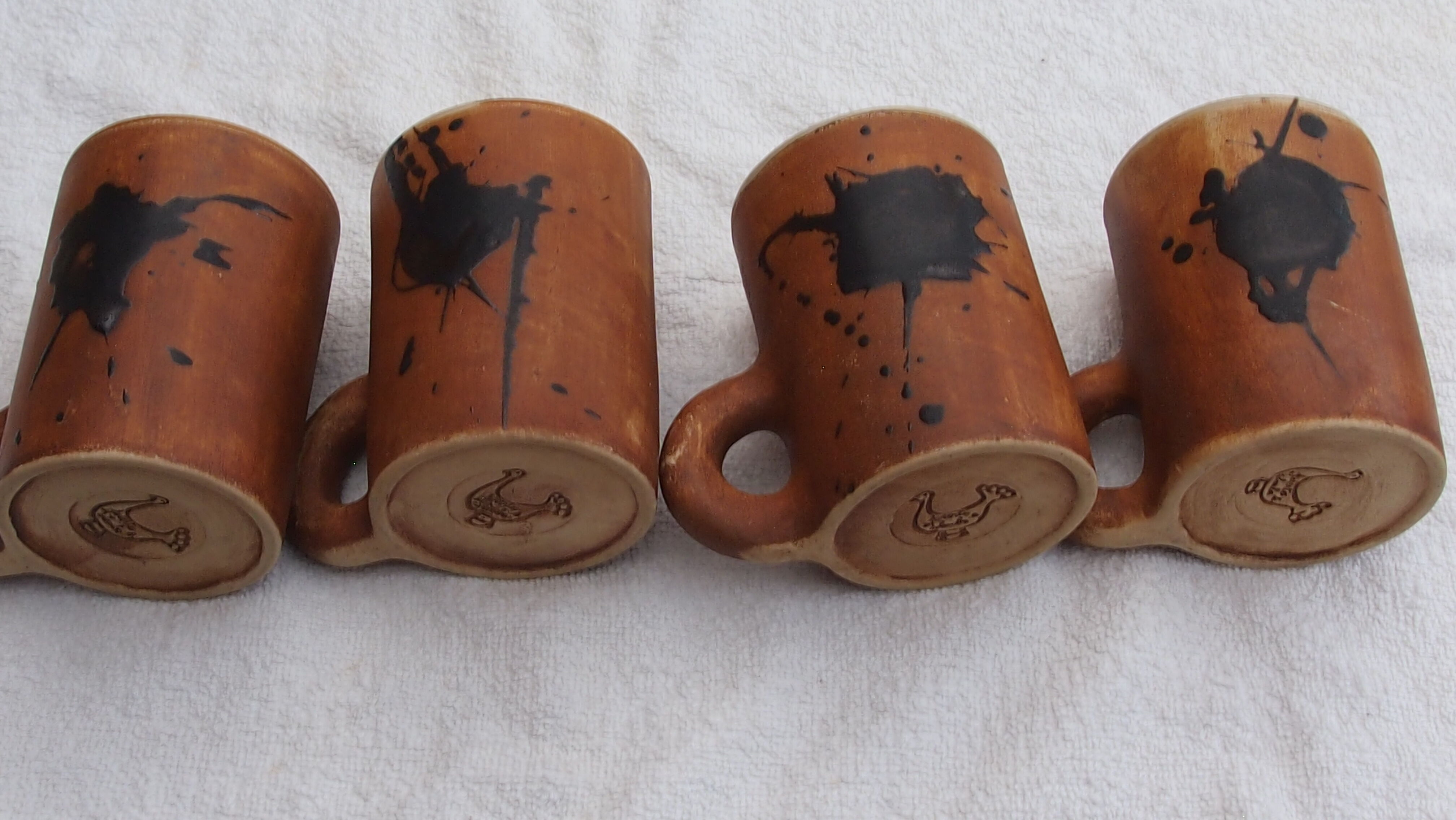 Mugs pottery of the dove
