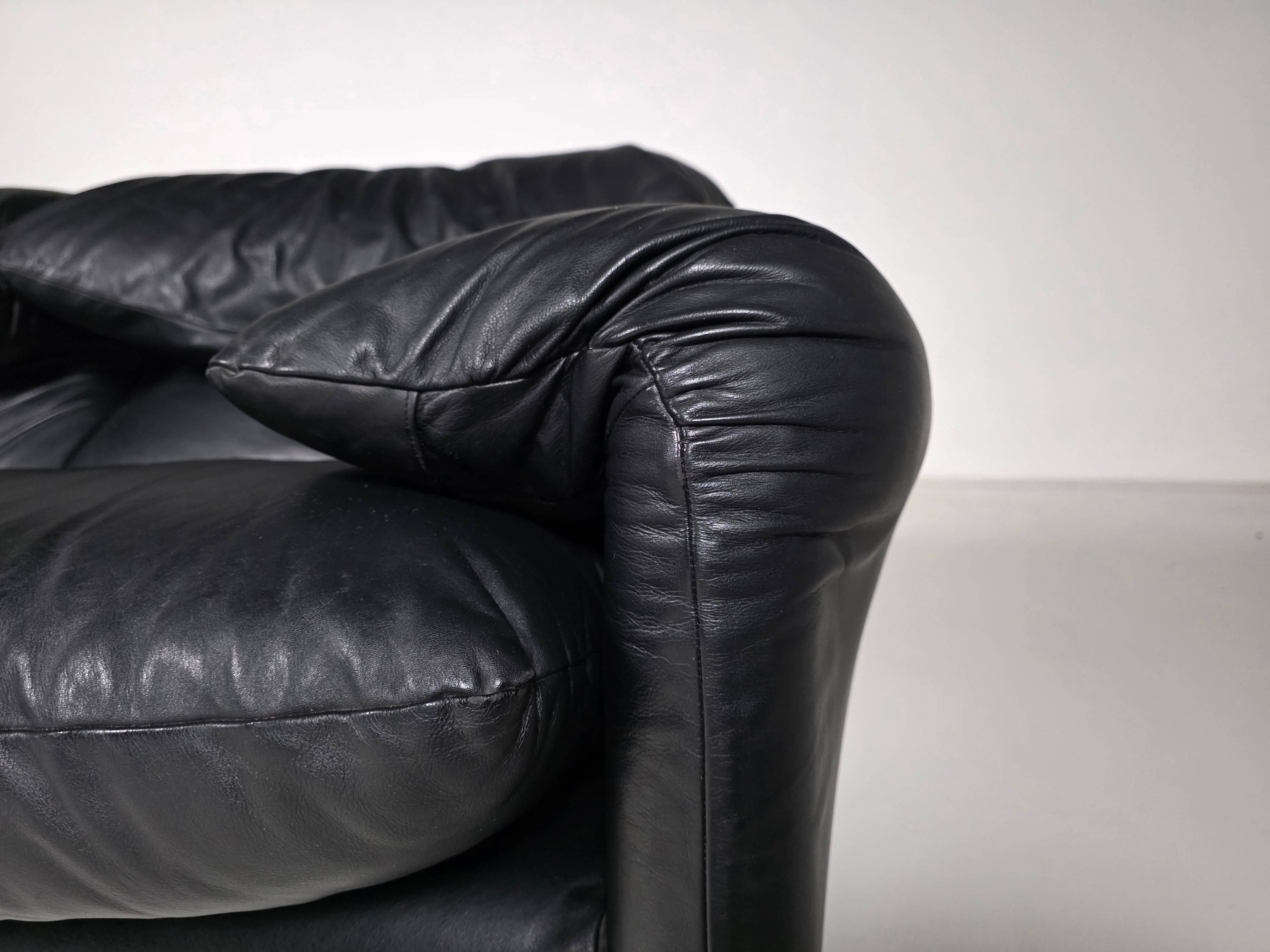 3-seater leather sofa by Vico Magistretti for Cassina, 1970.