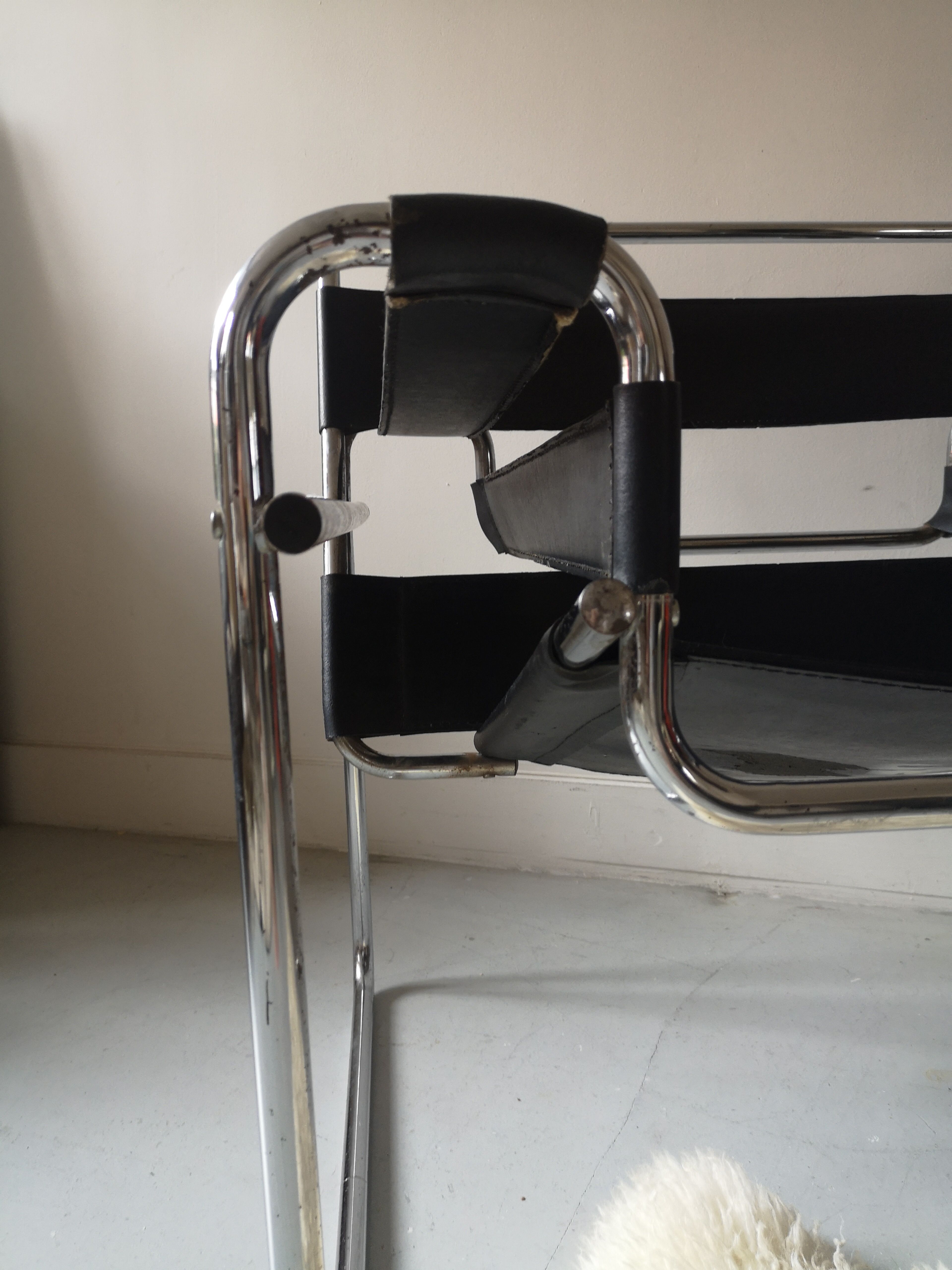 Black leather armchair Wassily by Marcel Breuer, 1970