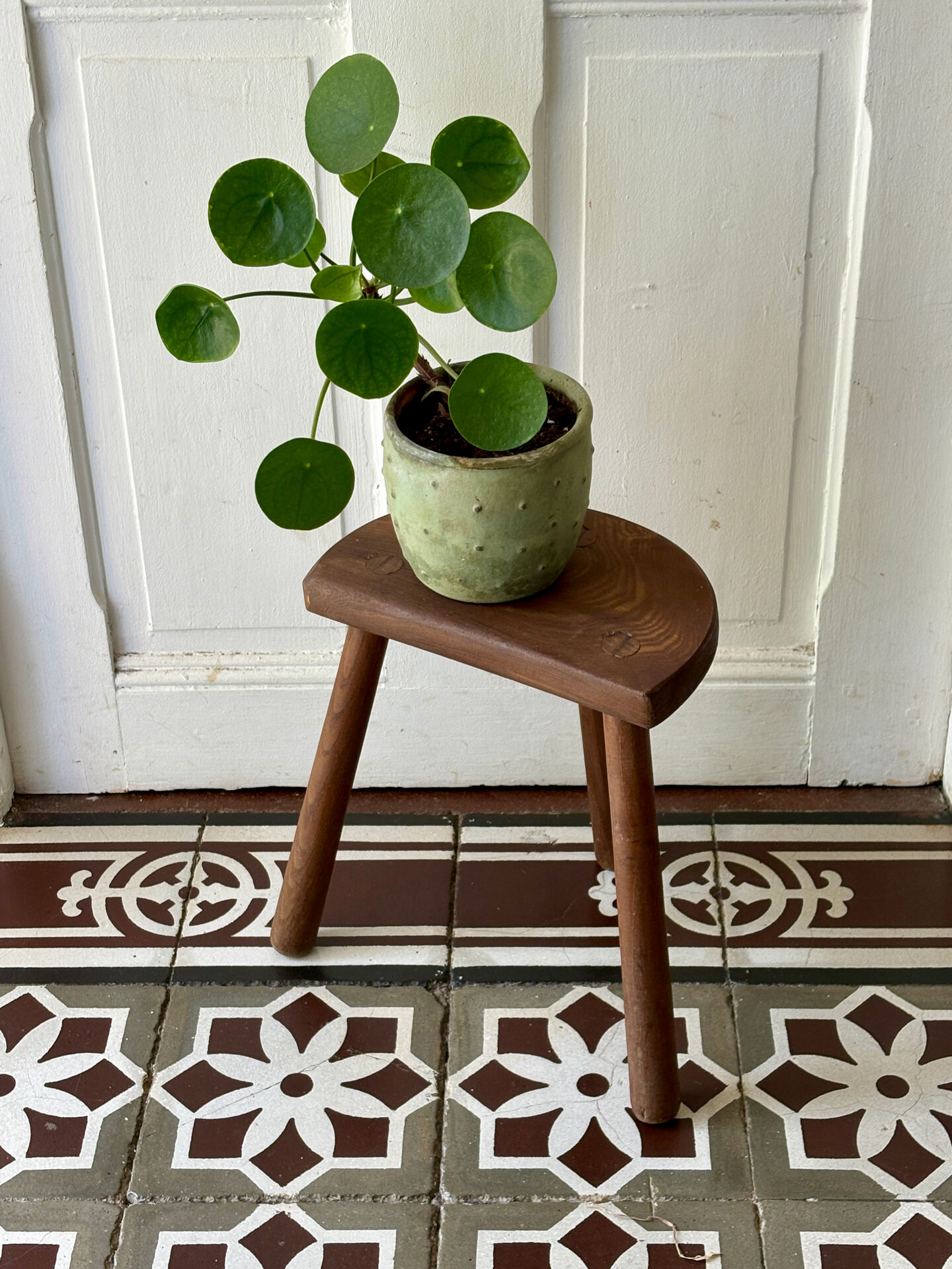 Tabouret tripode vintage en bois