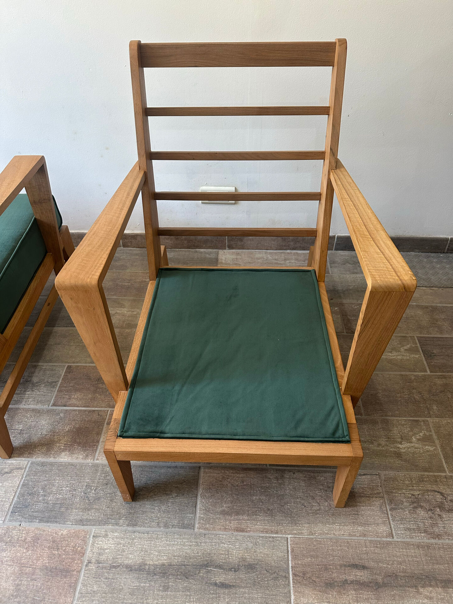 Paire de Fauteuils en chêne 60s