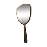 Hand-facing mirror